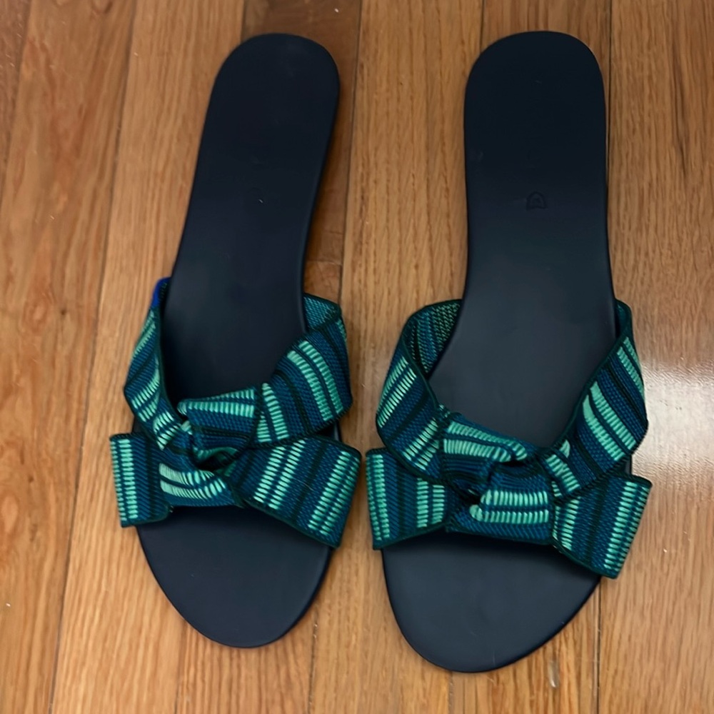 Rothy’s Blue and teal Knot Sandals